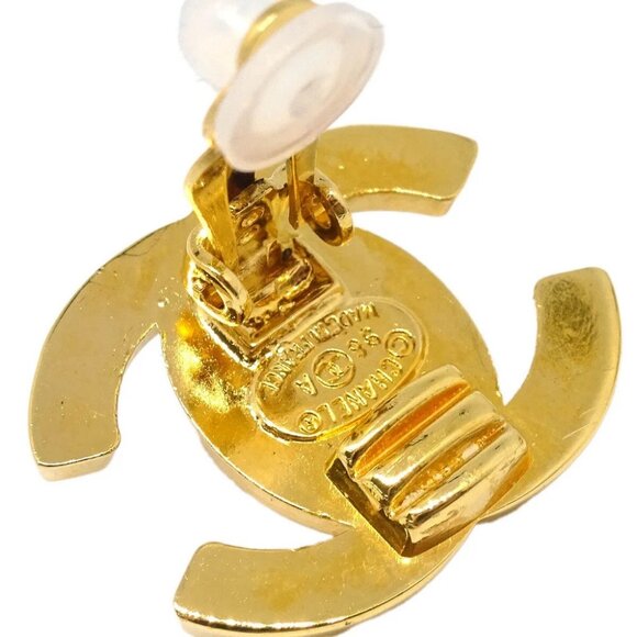 Chanel CC Turnlock Earrings Clip-On Gold Small 96A - Picture 4 of 4